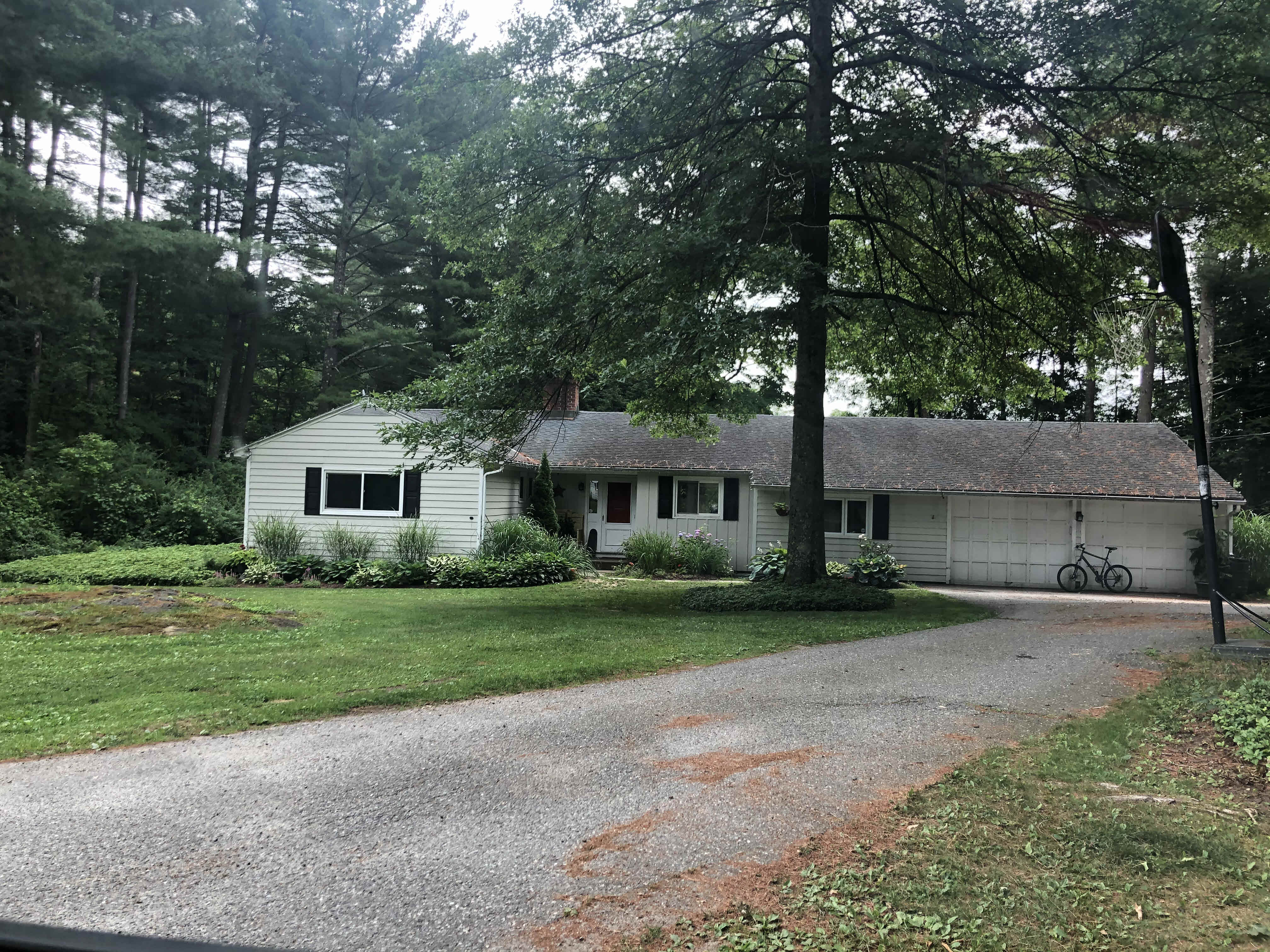 Building photograph for 42 WOODLAND DRIVE